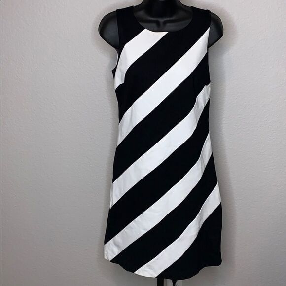 INTERNATIONAL Concepts INC Stripe Dress - Picture 2 of 11